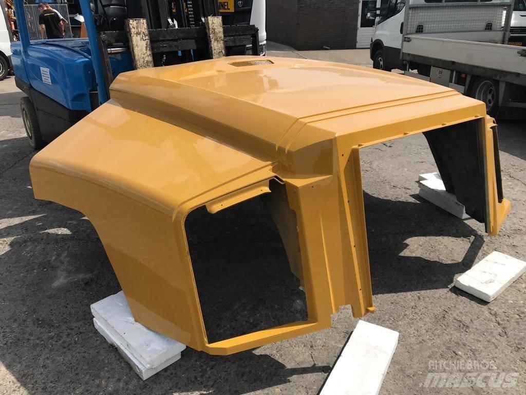 CAT 735 B Hood Chassi och upphängning