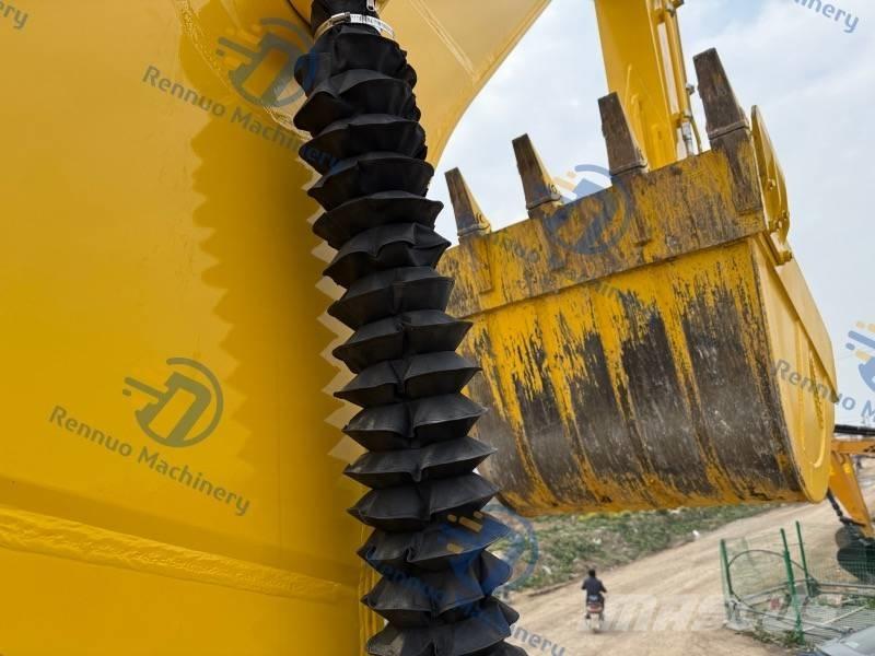 Komatsu PC 220-8 Bandgrävare
