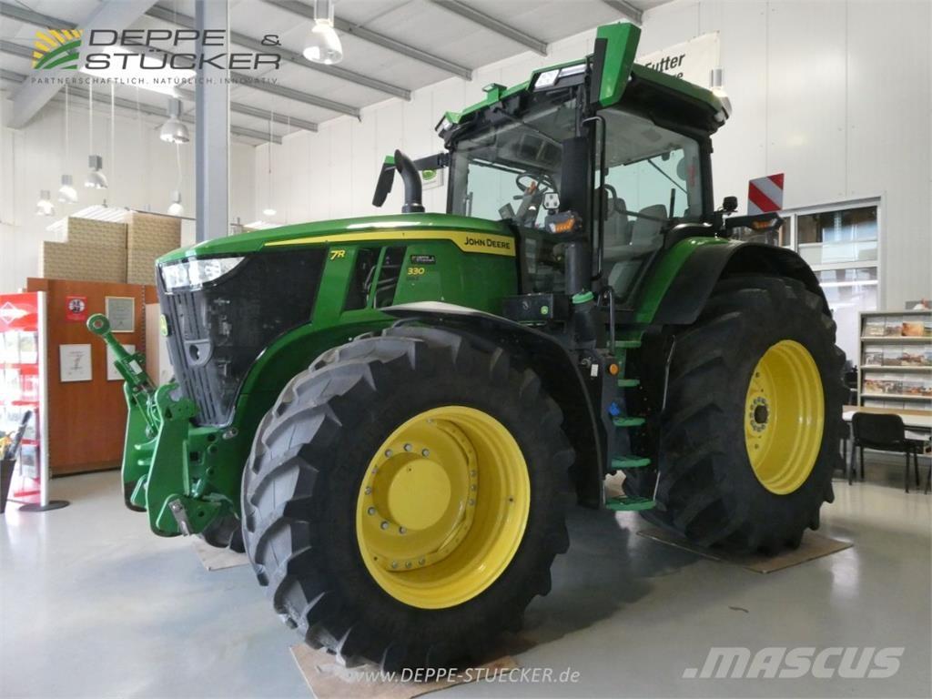 John Deere 7R 330 Traktorer