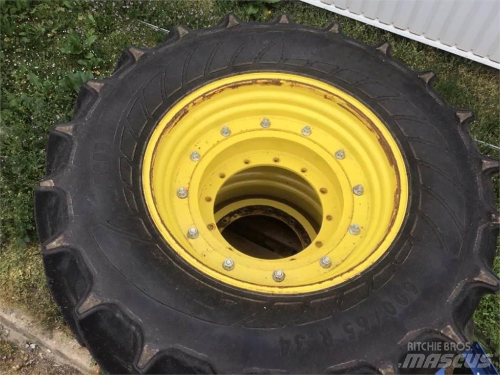 Mitas 680/80R42 Däck, hjul och fälgar
