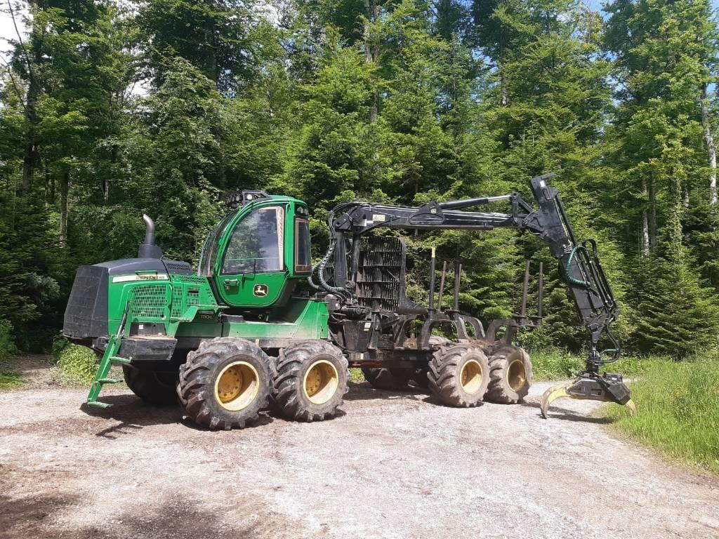 John Deere 1110G Skotare
