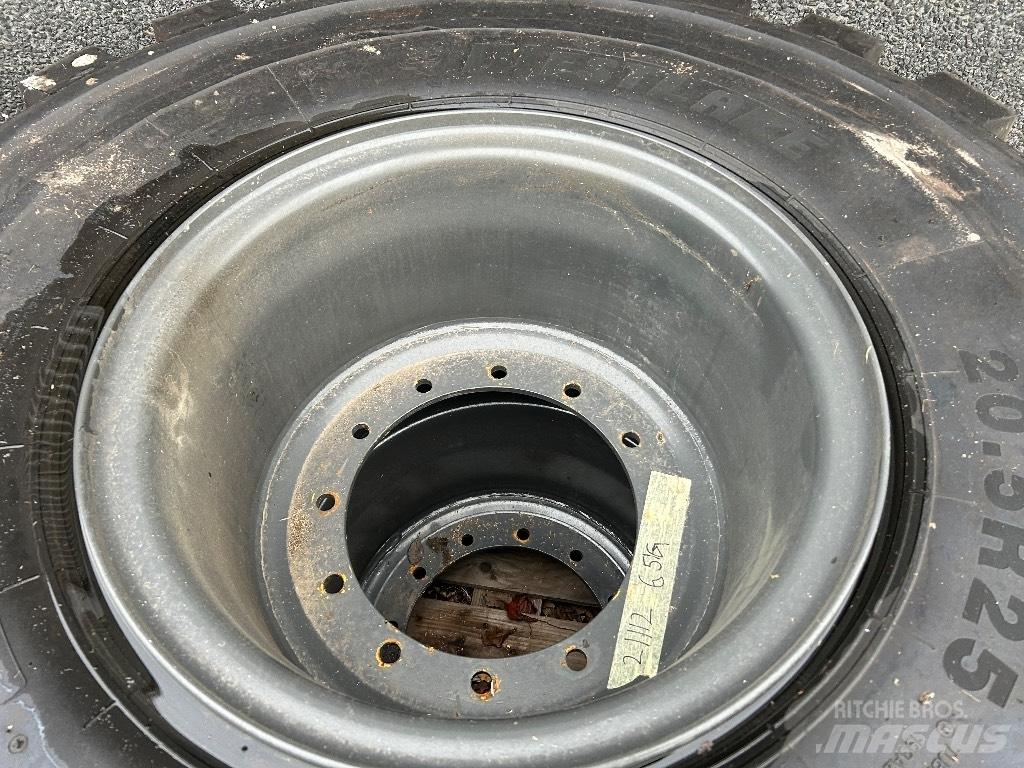  Westlake 20.5R25 L5 Däck, hjul och fälgar