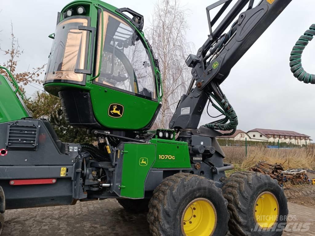 John Deere 1070G Skördare