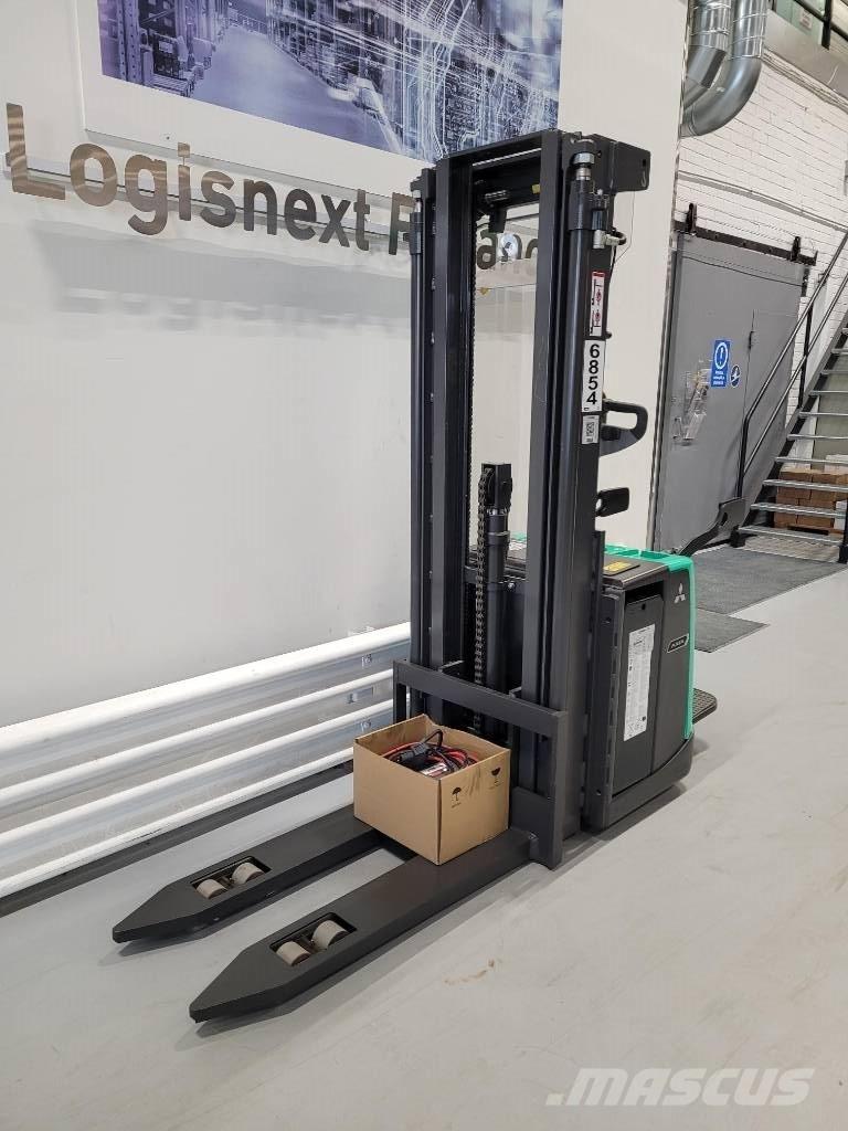 Mitsubishi SBV 16 P Staplare
