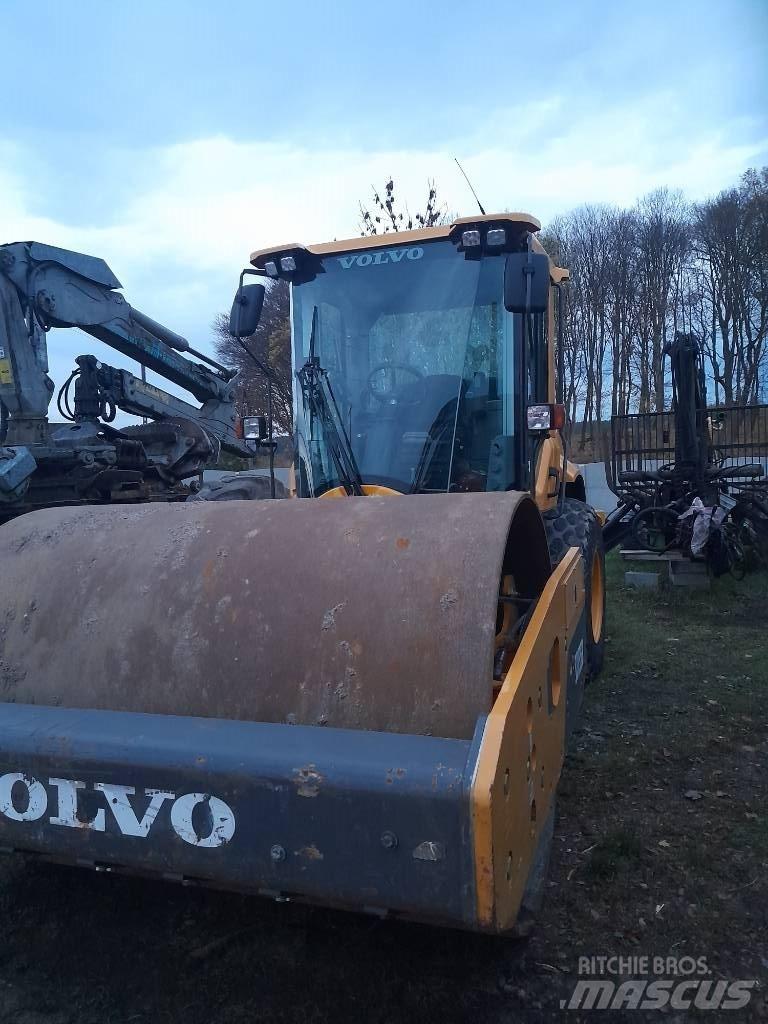Volvo SD 135 B Envalsvältar