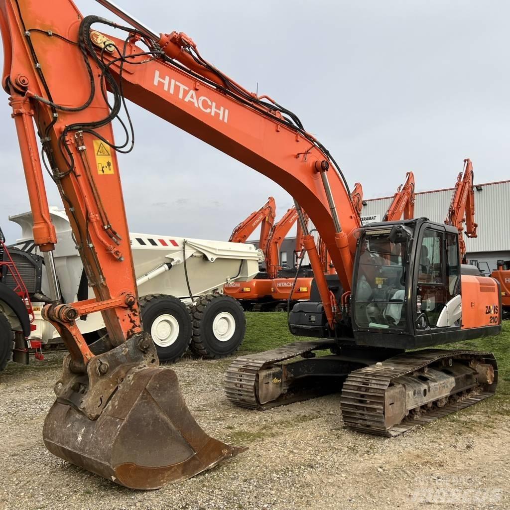 Hitachi ZX210LC Bandgrävare