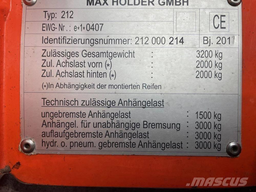 Holder C 270 Kompakttraktorer