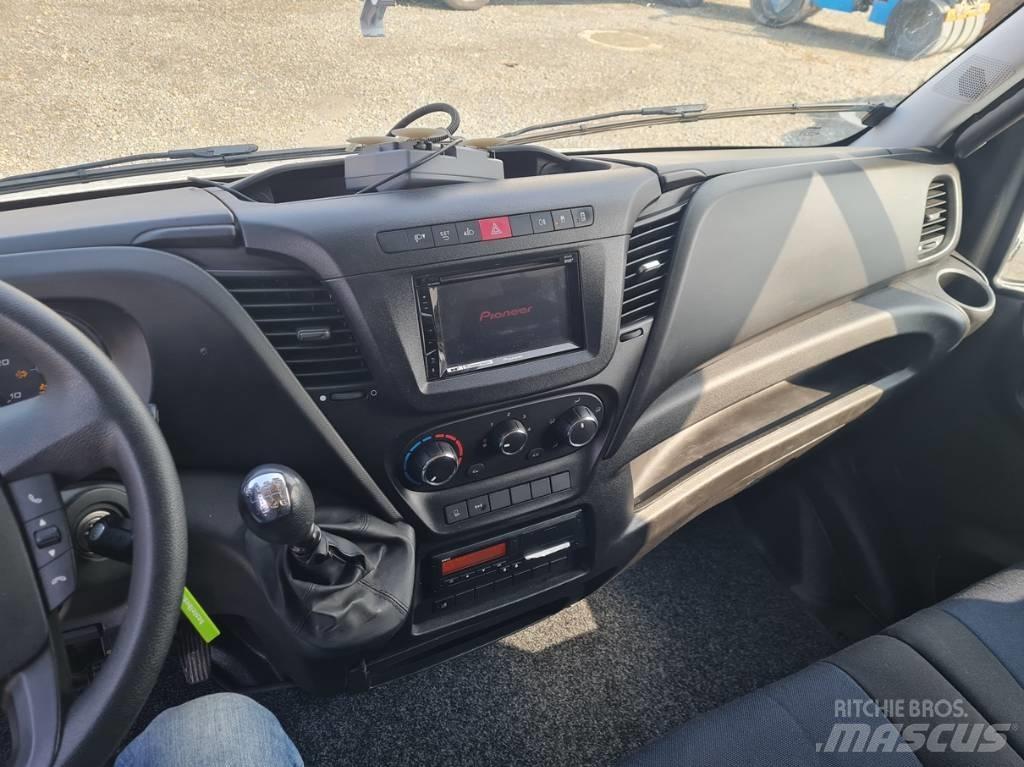 Iveco 70C 18 / EU brif Lätta skåpbilar