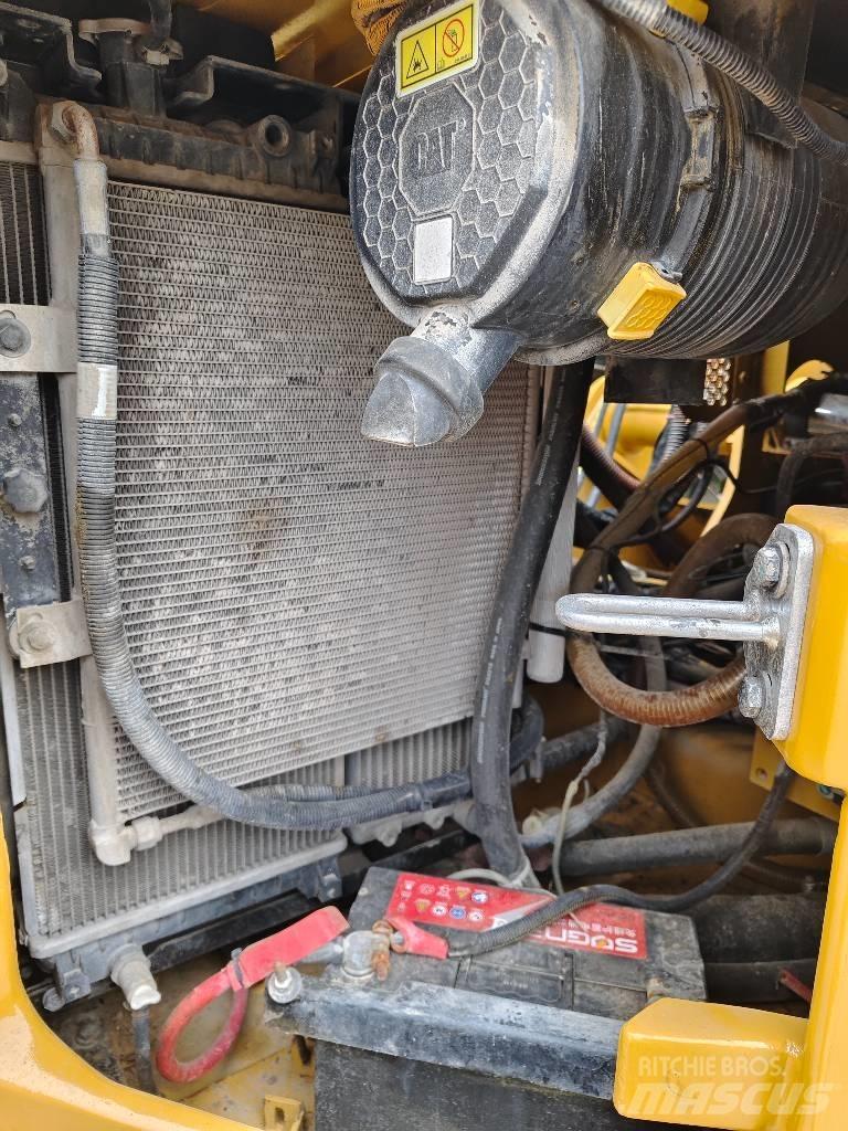CAT 307.5 Bandgrävare