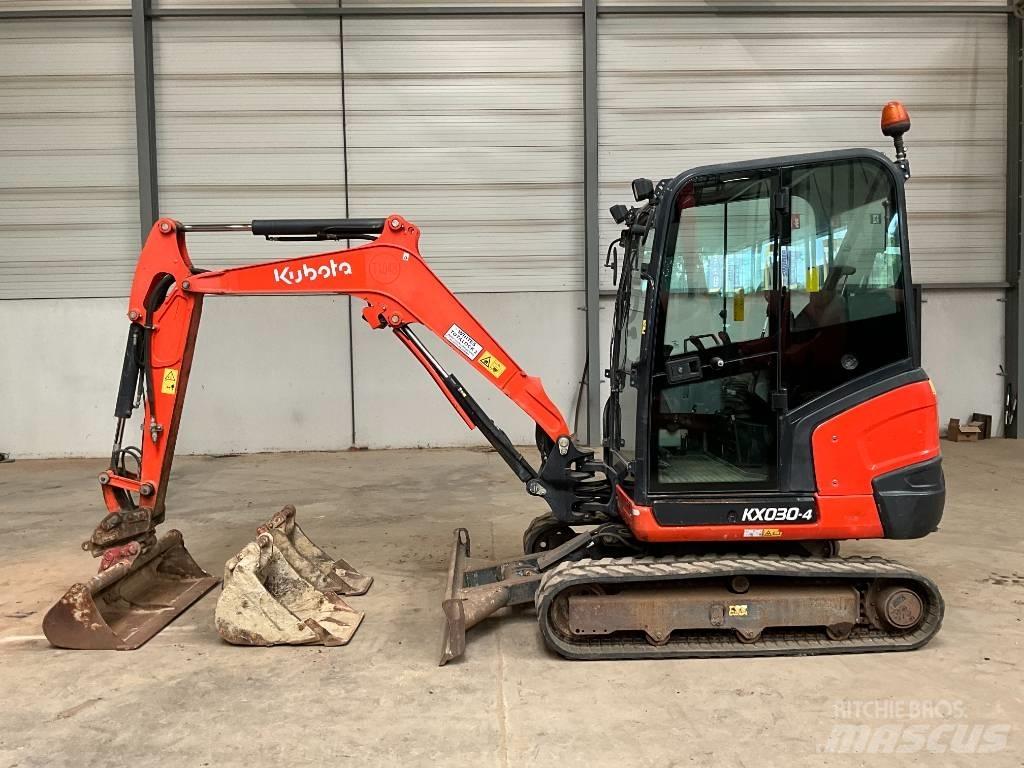 Kubota KX 030-4 Minigrävare < 7t