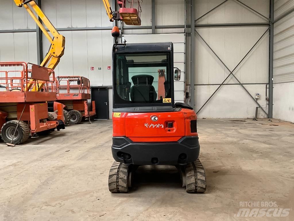 Kubota KX 030-4 Minigrävare < 7t