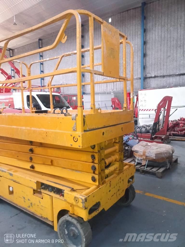 Haulotte Compact 12 Saxliftar