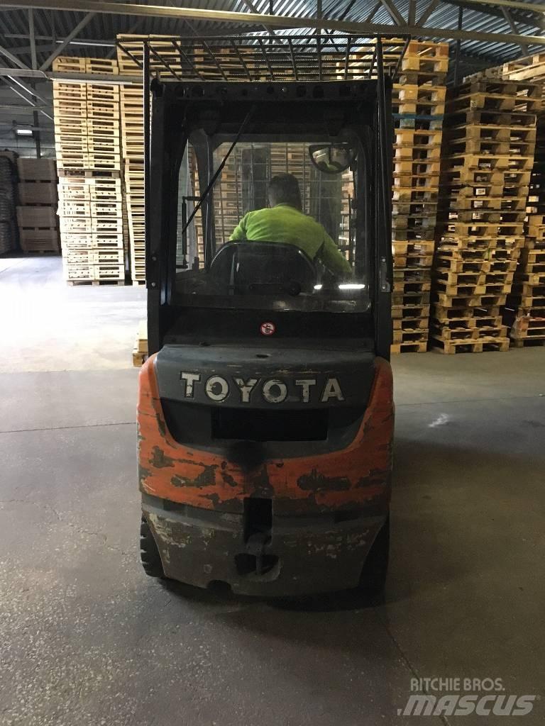 Toyota 8FDF18 Dieselmotviktstruckar