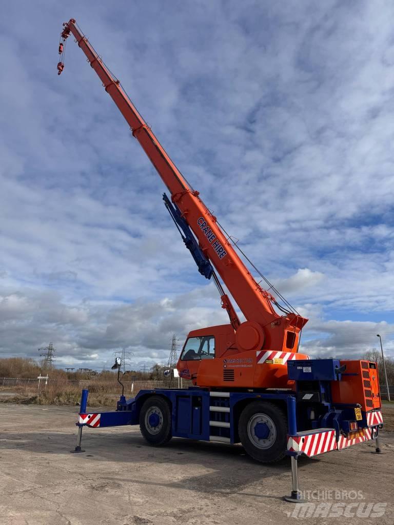 Kato CR 200 Ri Allterrängkranar