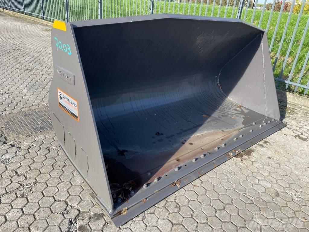 Volvo L 70 H Bucket Skopor