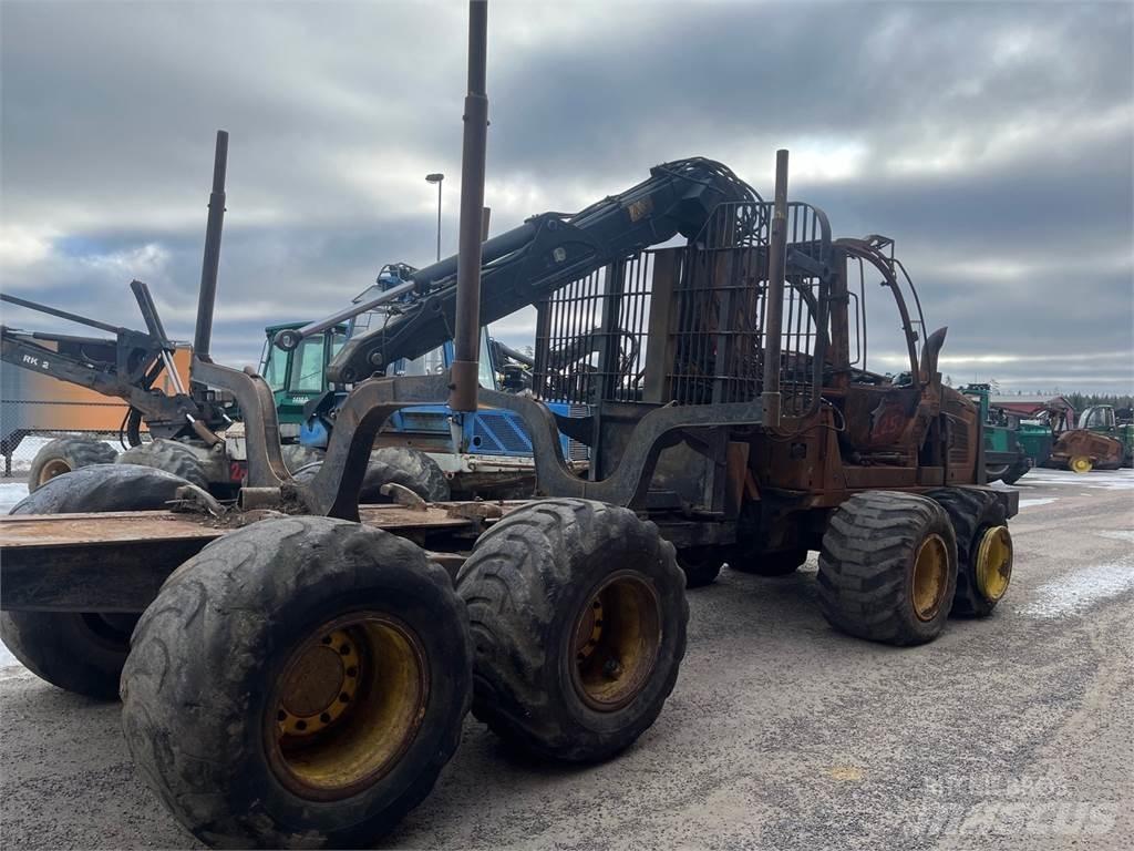John Deere 1110E Skotare