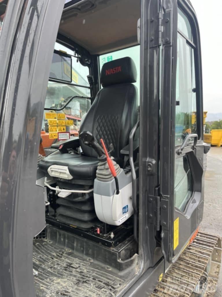 Hitachi ZX 85 US-6 Midigrävmaskiner 7t - 12t