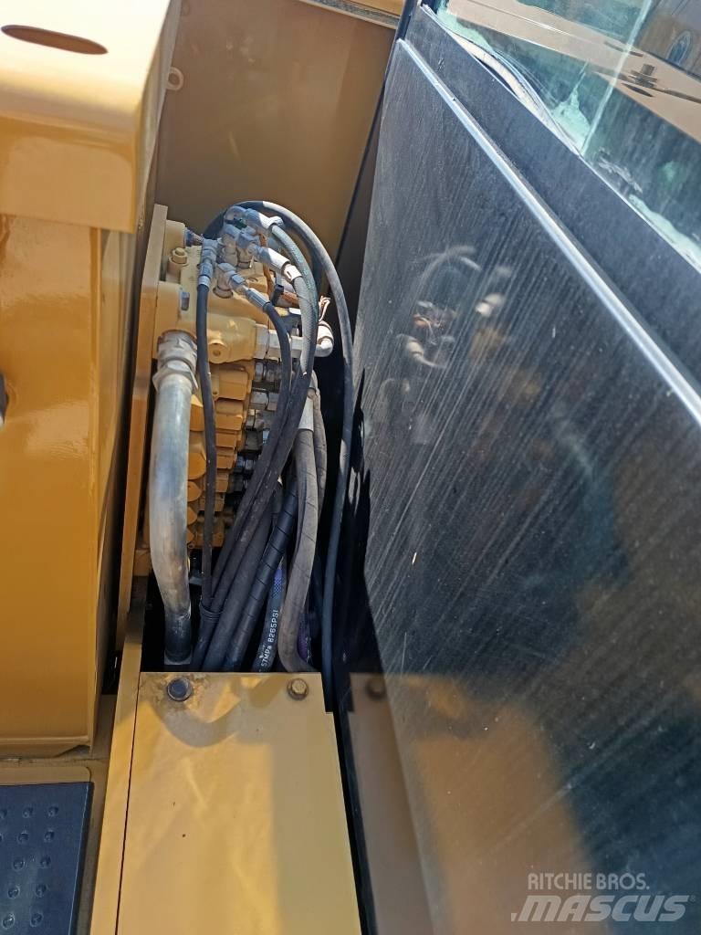CAT 306E2 Minigrävare < 7t
