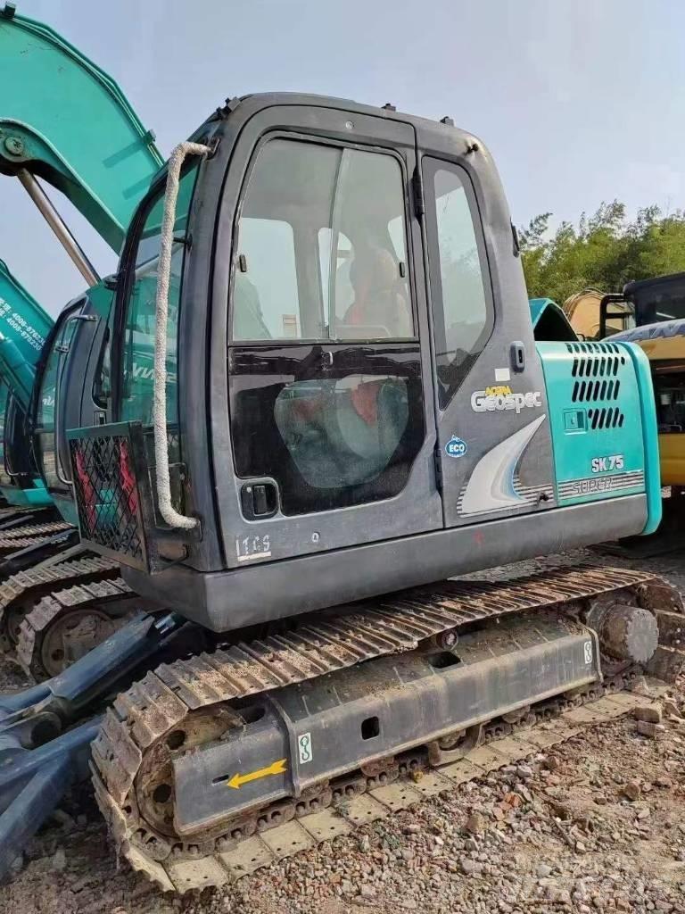 Kobelco SK75 Bandgrävare