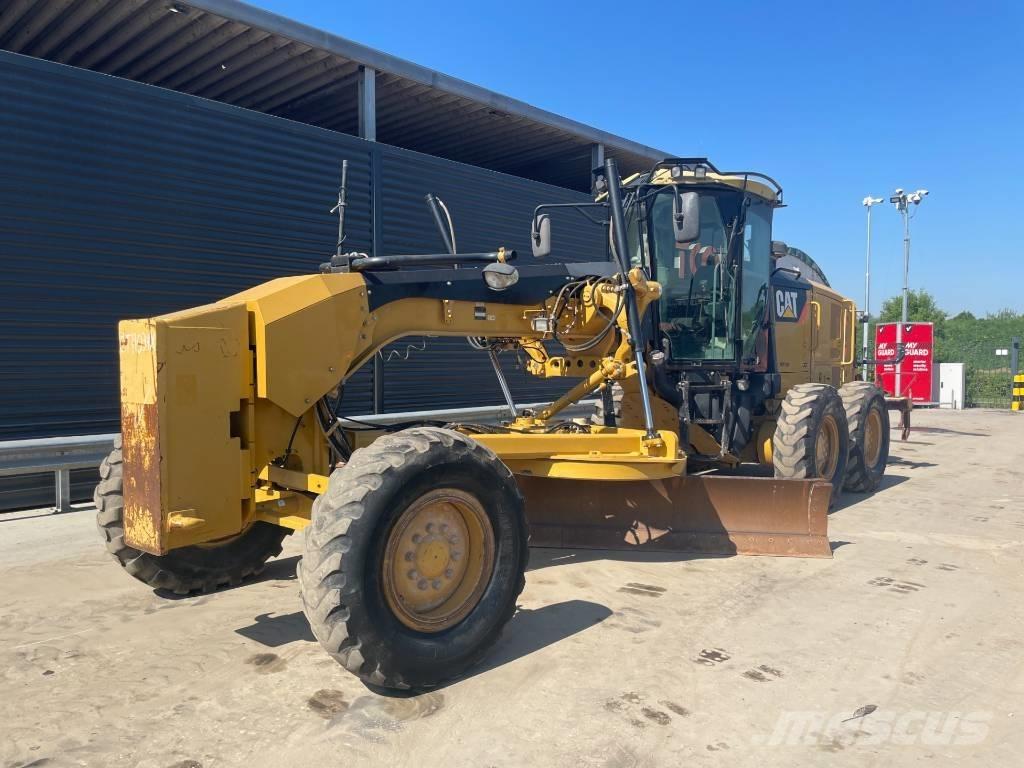 CAT 140 M2 Väghyvlar