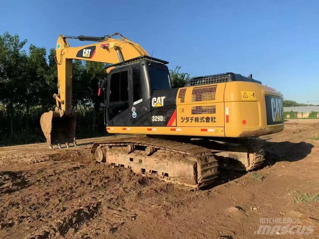 CAT 329 D Bandgrävare