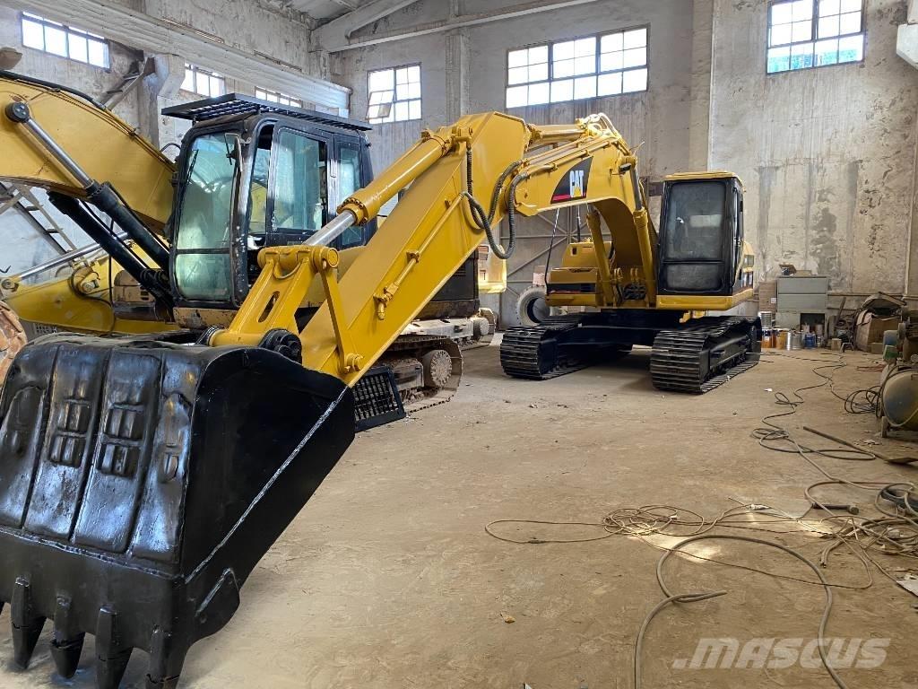 CAT 320 B Bandgrävare