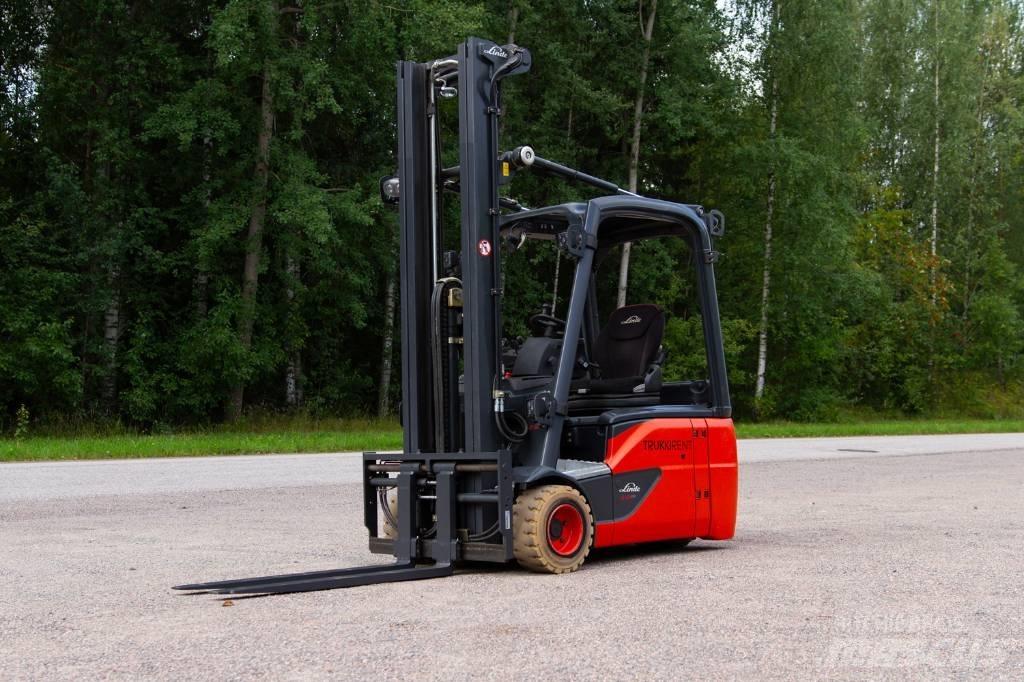 Linde E18-02 Elmotviktstruckar