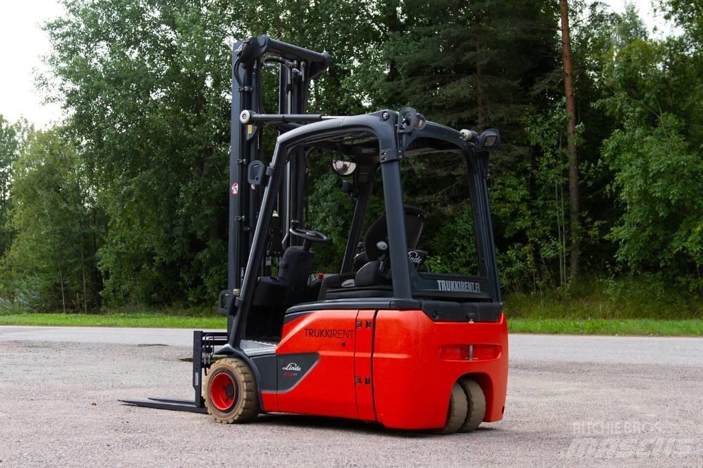 Linde E18-02 Elmotviktstruckar