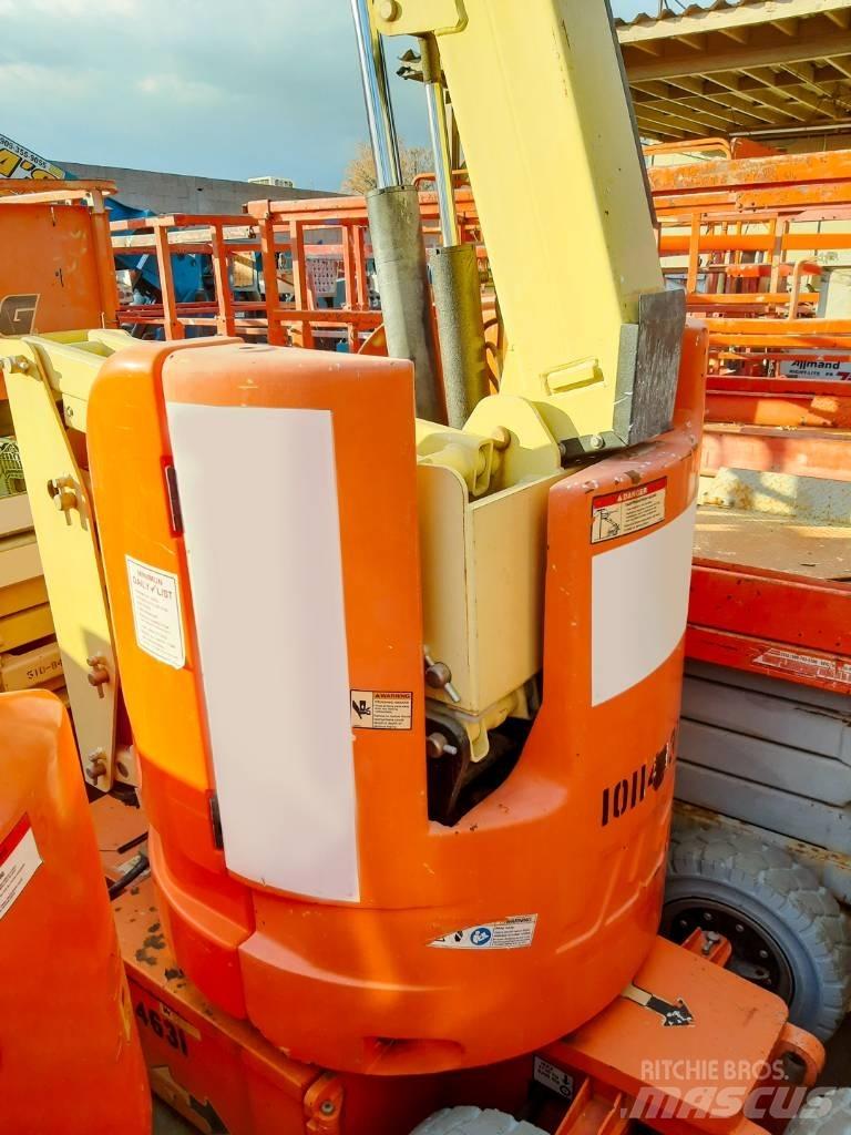JLG E 300 AJP Bomliftar