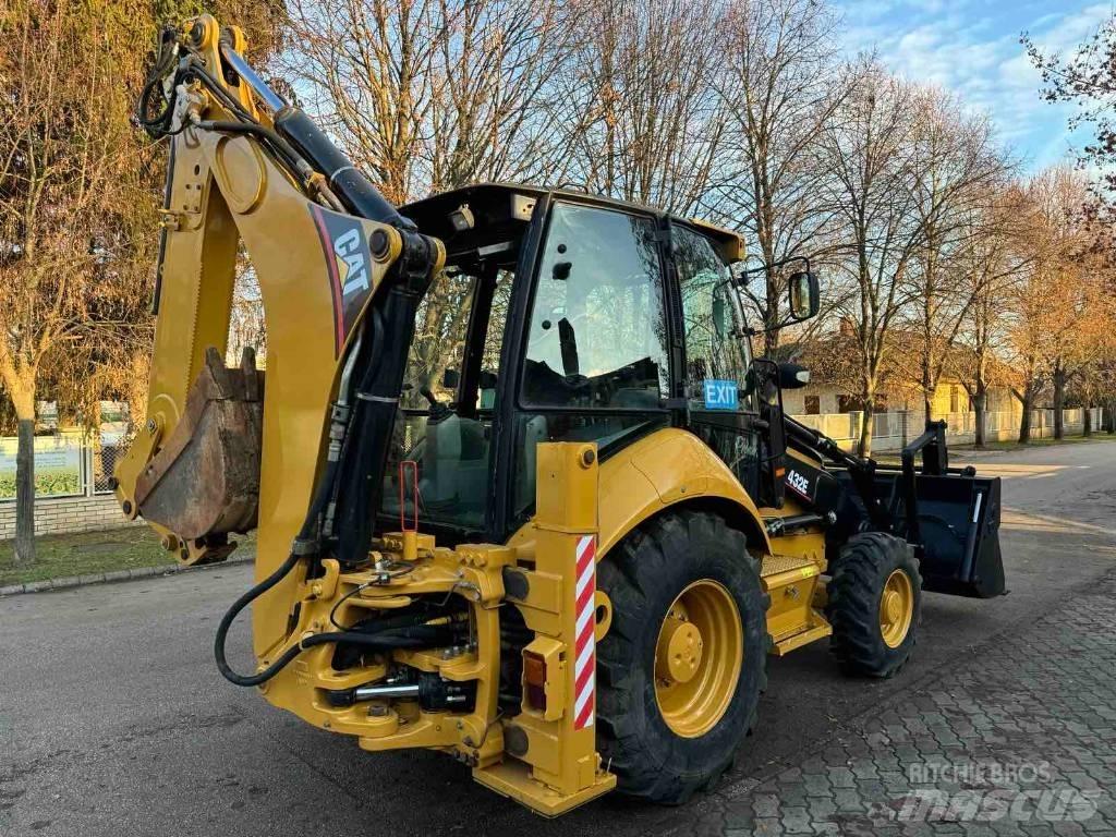 CAT 432 E Grävlastare