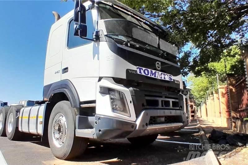Volvo FMX 440 Övriga bilar