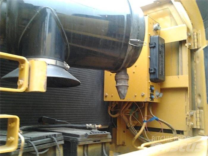 CAT 330 C Bandgrävare