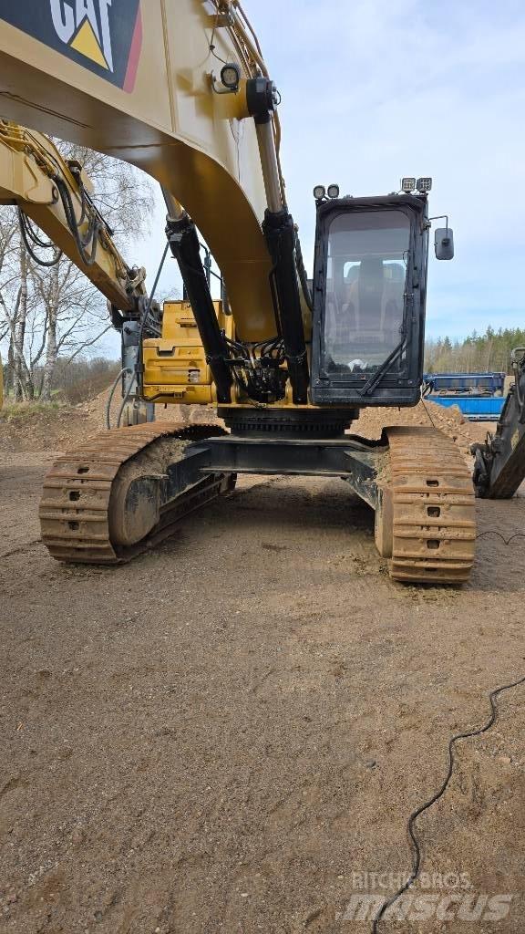 CAT 352 F Bandgrävare