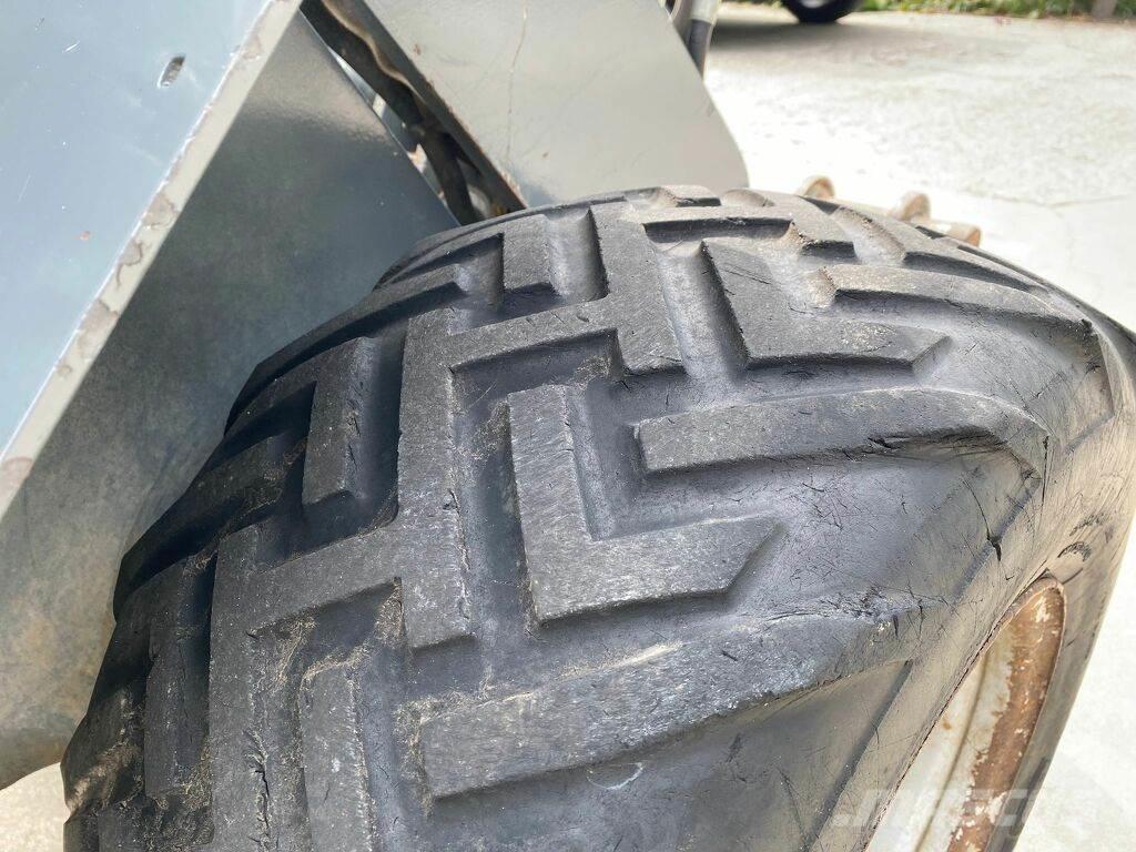 GiANT 332swt Hjullastare