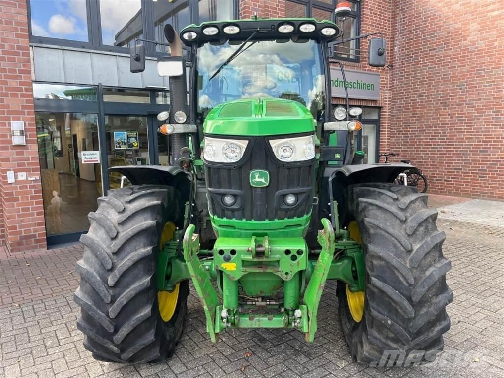 John Deere 6155R Traktorer