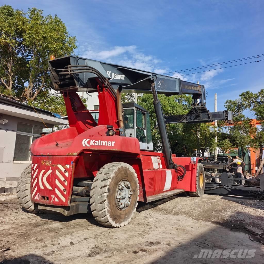 Kalmar DRF 450 Reachstackers
