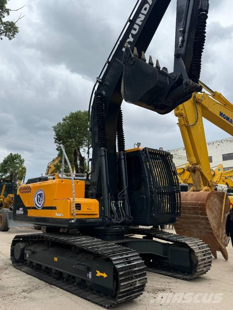 Hyundai HX220HD Bandgrävare