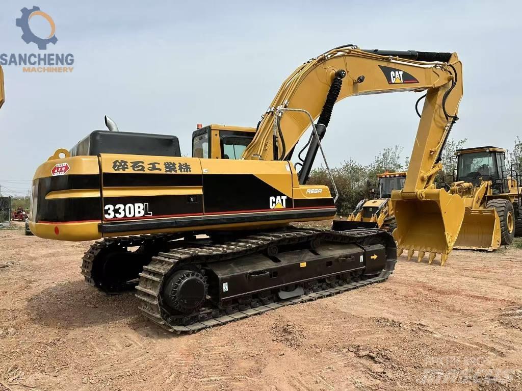 CAT 330 B L Bandgrävare