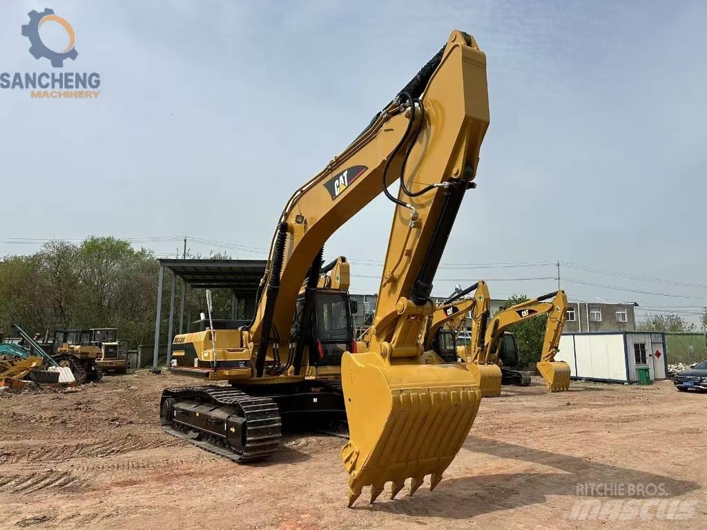 CAT 330 B L Bandgrävare
