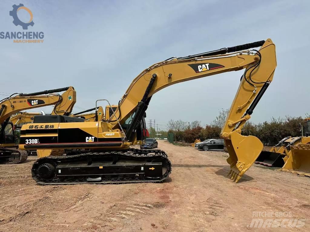 CAT 330 B L Bandgrävare