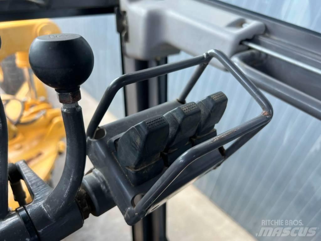 Volvo G946 Väghyvlar