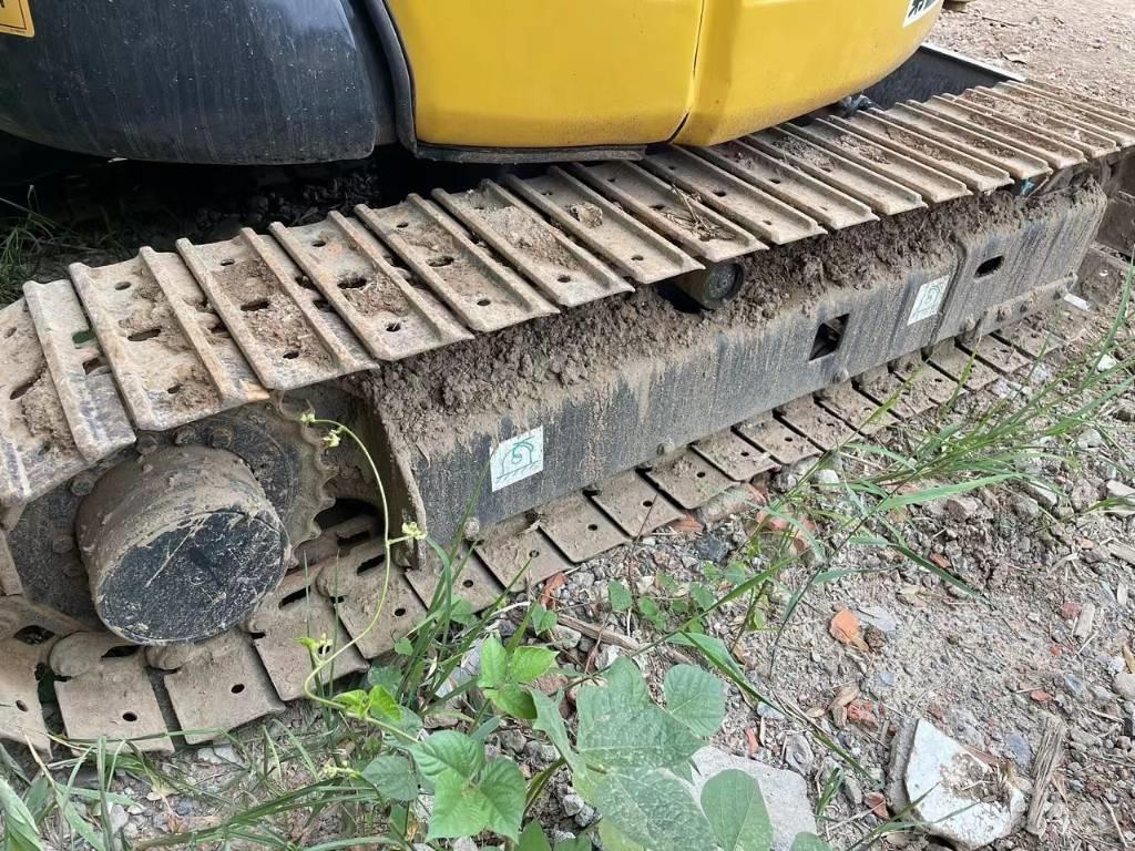 Komatsu PC35 Minigrävare < 7t