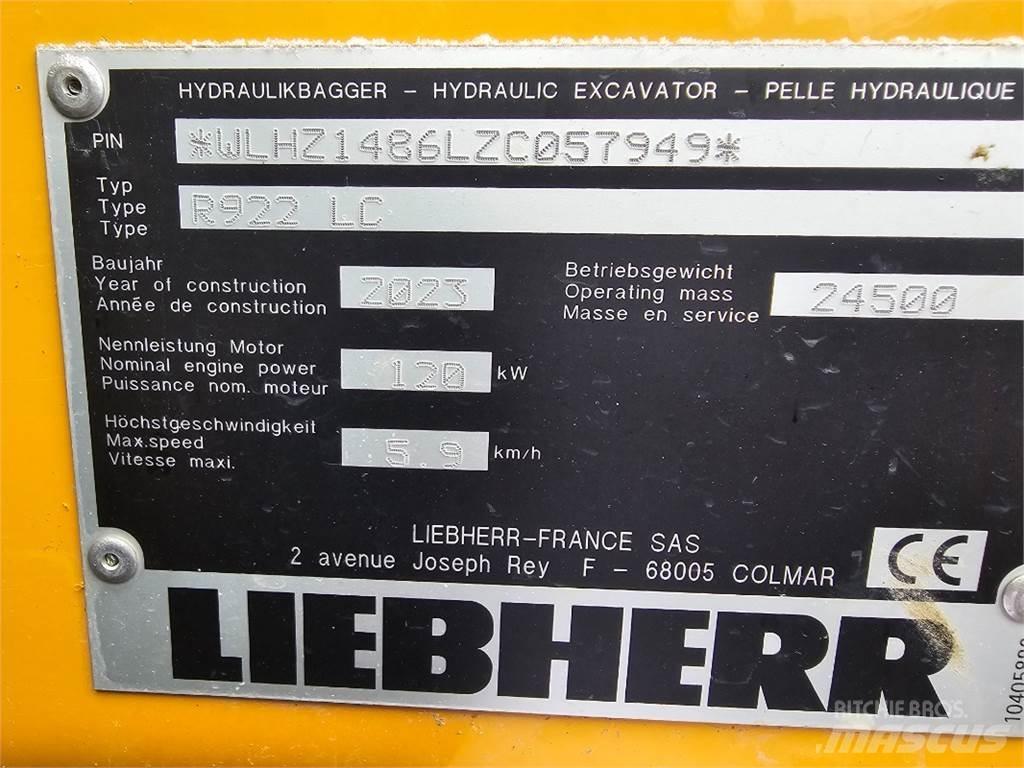 Liebherr R922 Bandgrävare