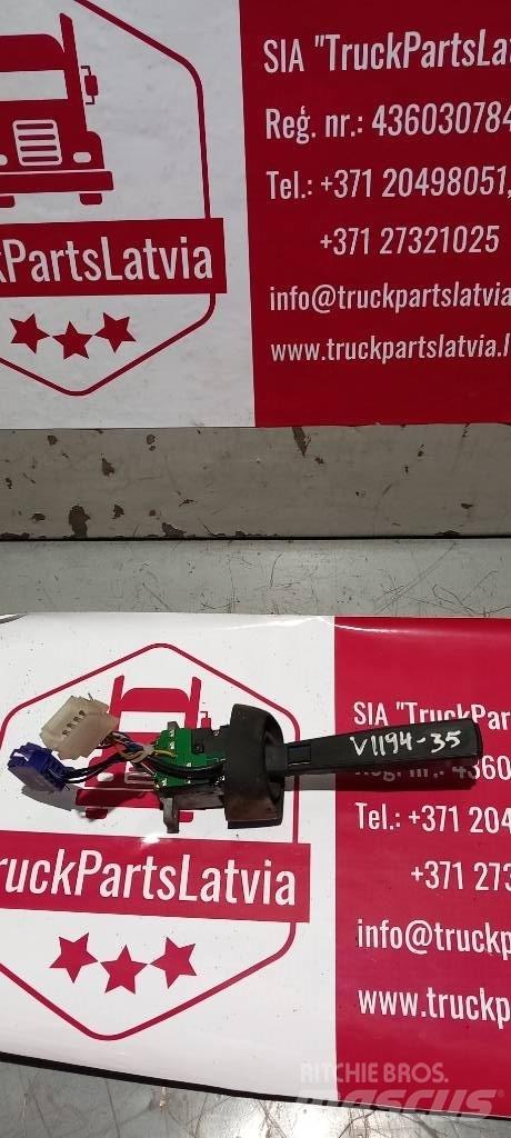 Volvo FH 12.   3172171 Hytter och interiör