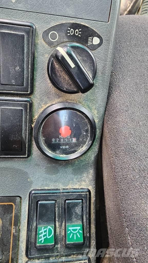 Volvo EW 140 B Hjulgrävare