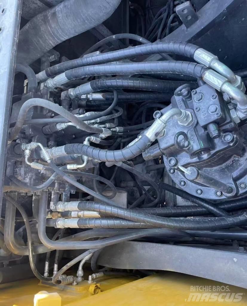 Volvo 240 CLD Bandgrävare