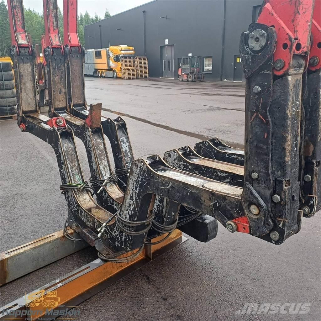 Komatsu 895 Redskap till skogsmaskiner