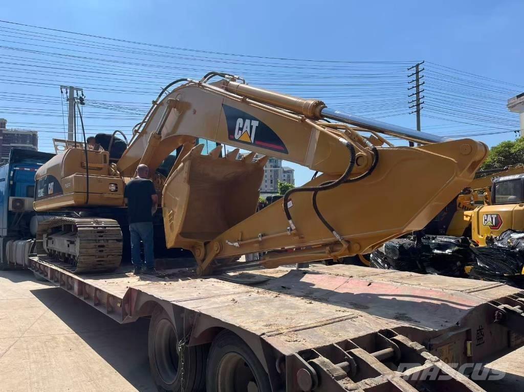 CAT 320 C L Bandgrävare