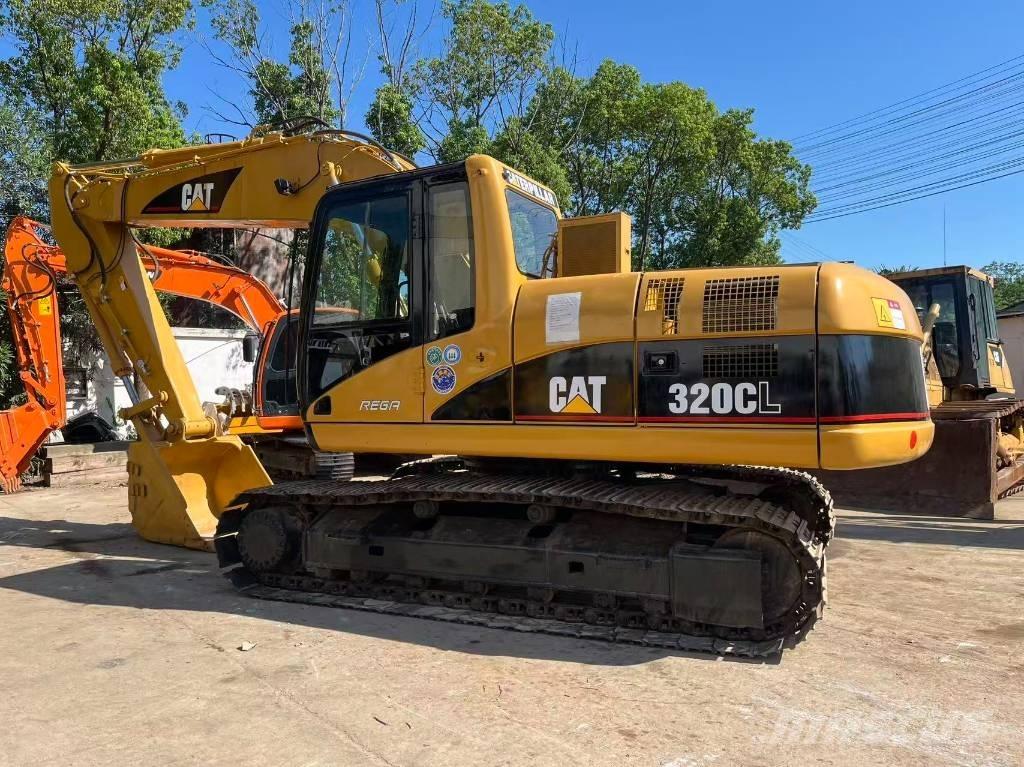 CAT 320 C L Bandgrävare