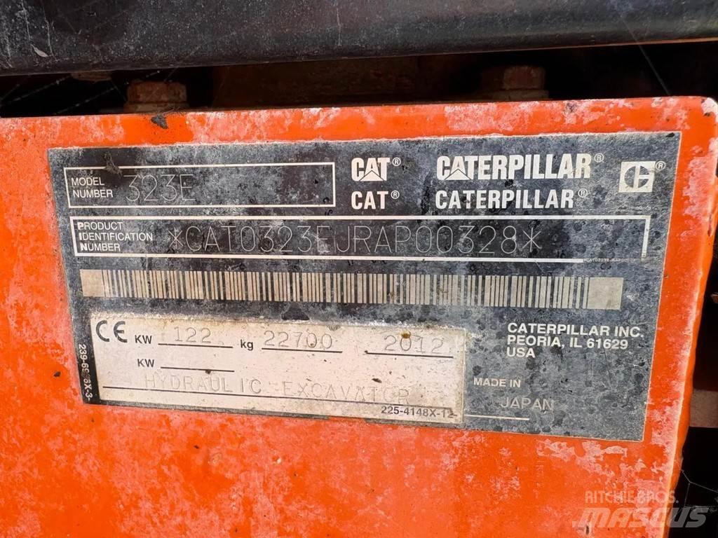 CAT 323E Bandgrävare